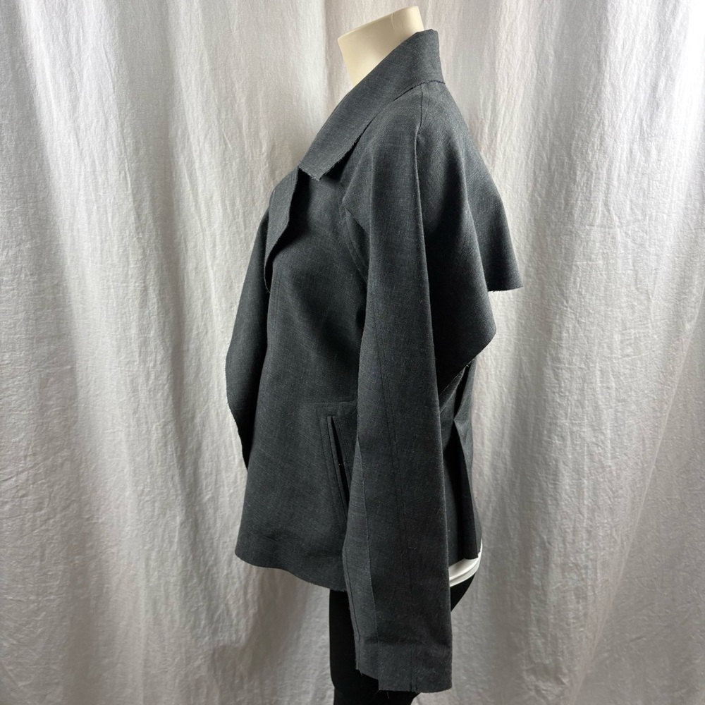 Issey Miyake Reversible Charcoal Blazer with Pattern - Picture 3 of 16